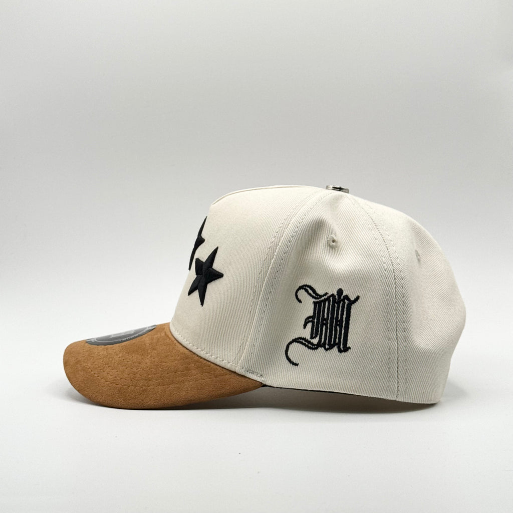 3 ESTRELLAS BEIGE / VISOR GAMUZA