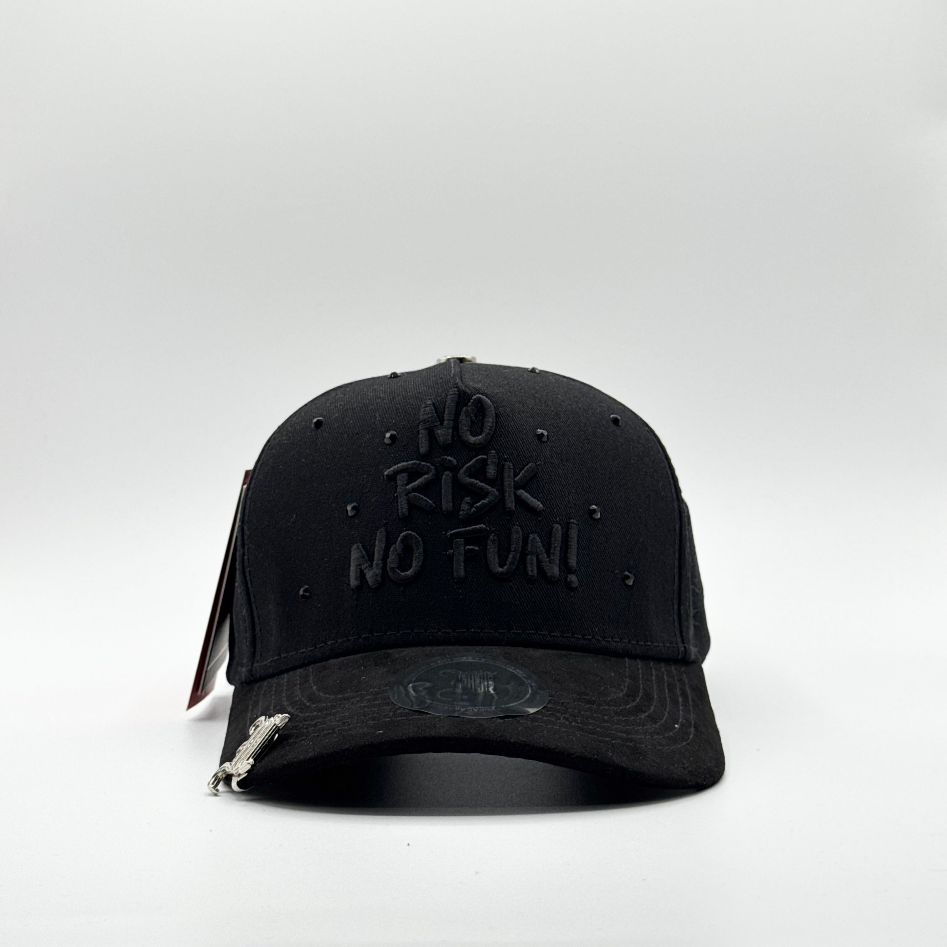 NO RISK NO FUN BLACK / VISOR GAMUZA