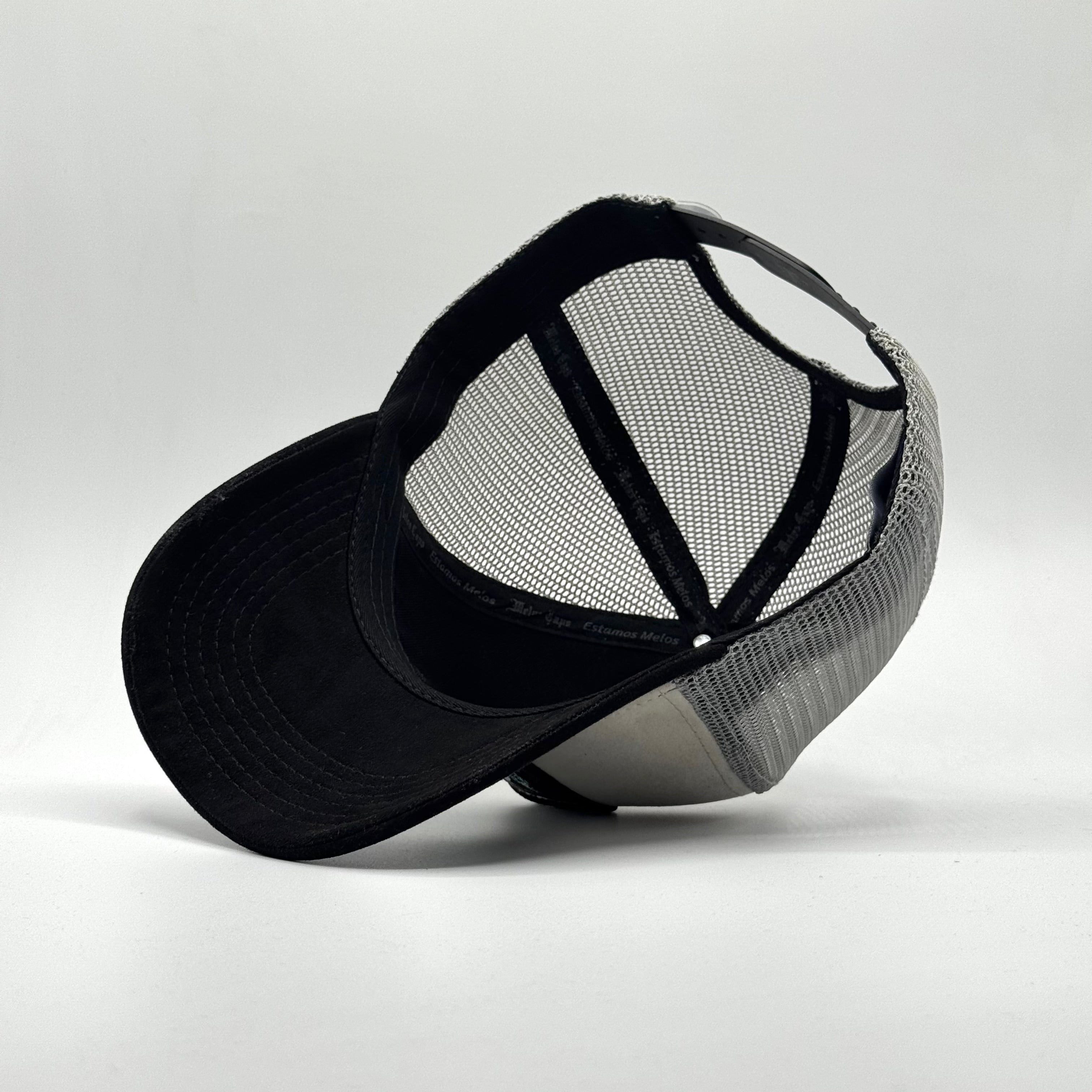 CAPRICORNIO / BEIGE - NEGRO