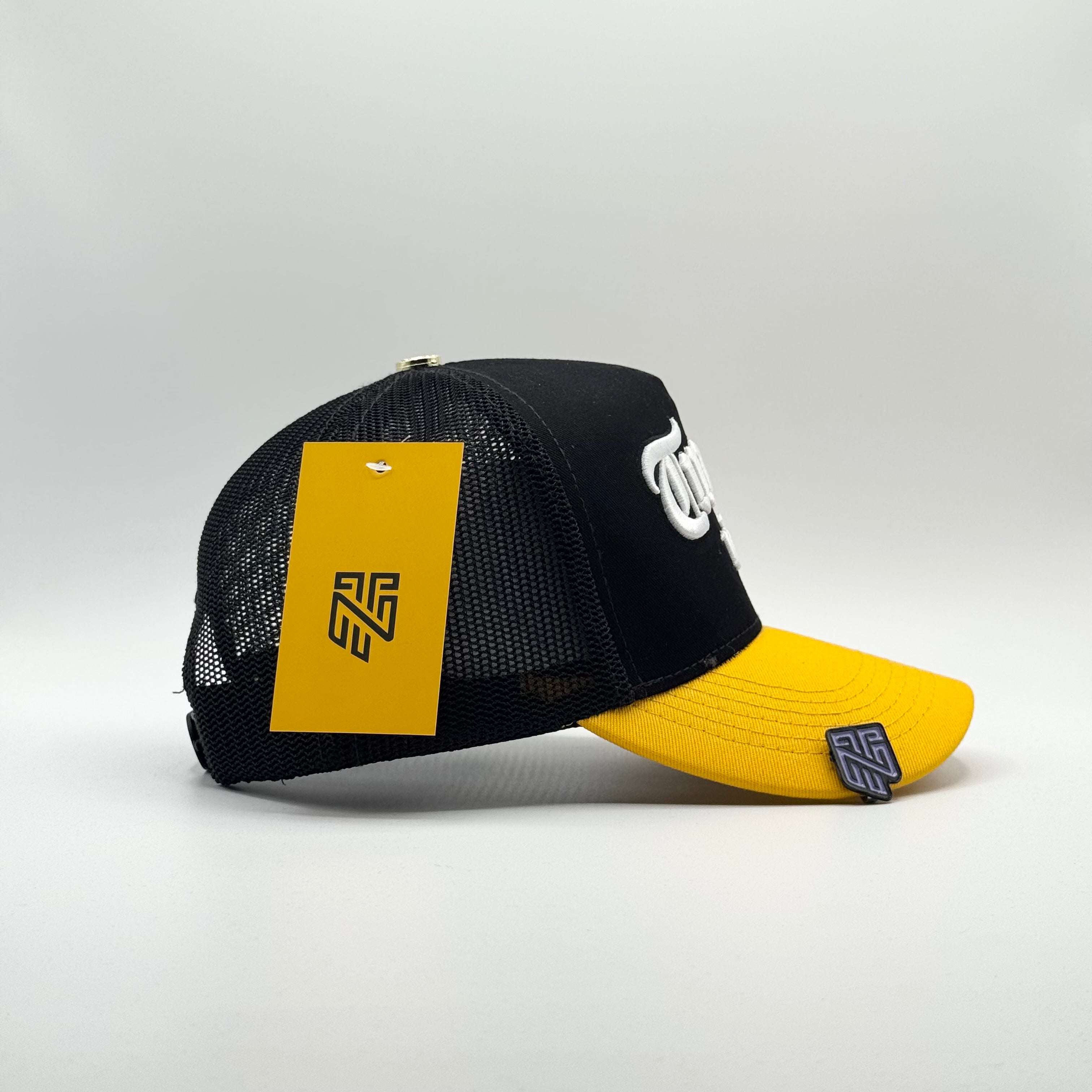 TWENTY NINE (NEGRO/AMARILLO)
