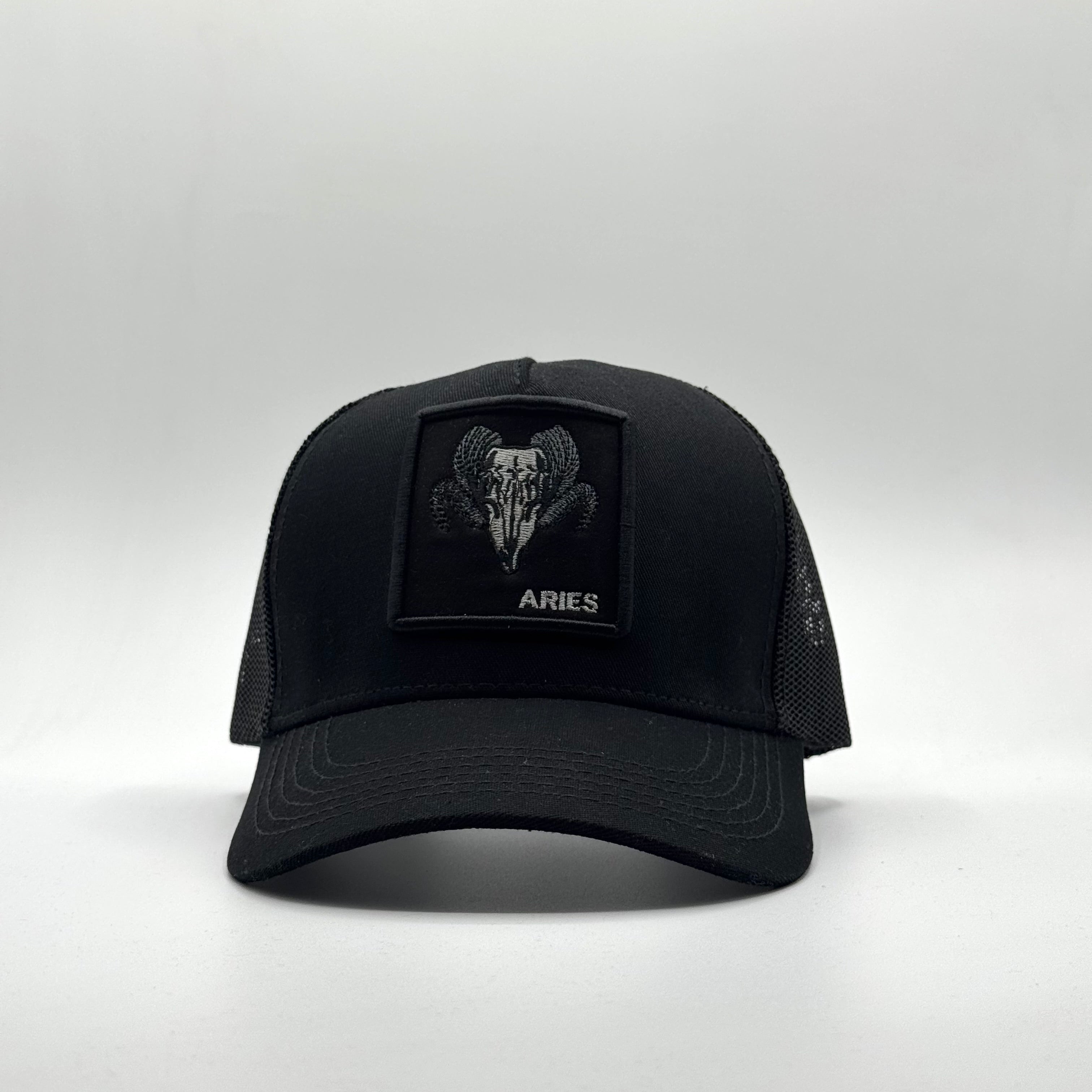 ARIES / BLACK